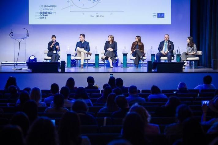 Five panelists discussed ocean literacy as pre-condition for a sustainable blue economy at the  ‘Ocean Literacy in Action’ conference.